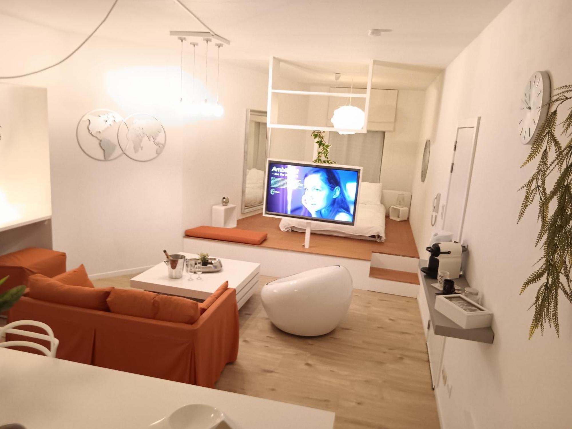 The Luxury White Suite ชาร์เลอรัว ภายนอก รูปภาพ